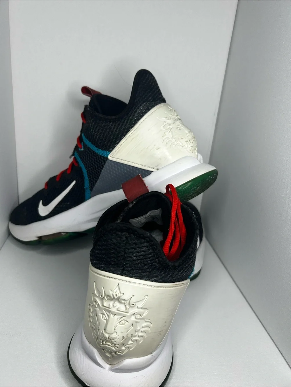 Nike Men’s Black Sneakers with Red Laces and Teal Accents
